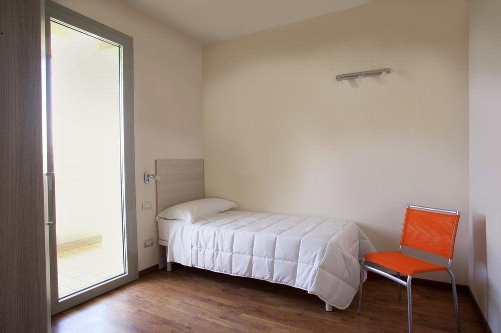 Residence Le Querce Cernusco Sul Naviglio Bagian luar foto